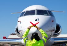 Gigantes da aviação reunidos em Cascais