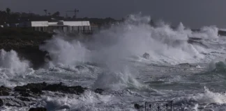 Avisos de Mau Tempo e Agitação Marítima