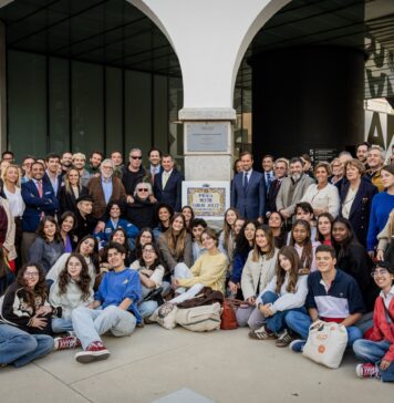 Inauguração da Praça Mestre Carlos Avilez