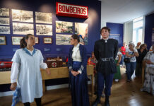 Visita guiada encenada une teatro e história na exposição dedicada aos bombeiros