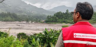 Cruz Vermelha Portuguesa lança apelo para ajudar vítimas das cheias no Nepal