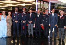 Bombeiros do Estoril recebem viatura de comando tático de 66 mil euros